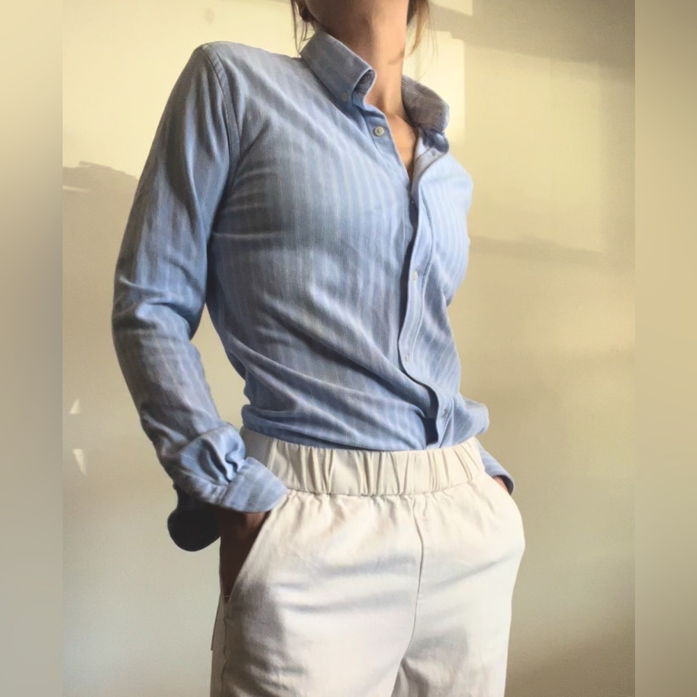 Zara stretchy knit shirt